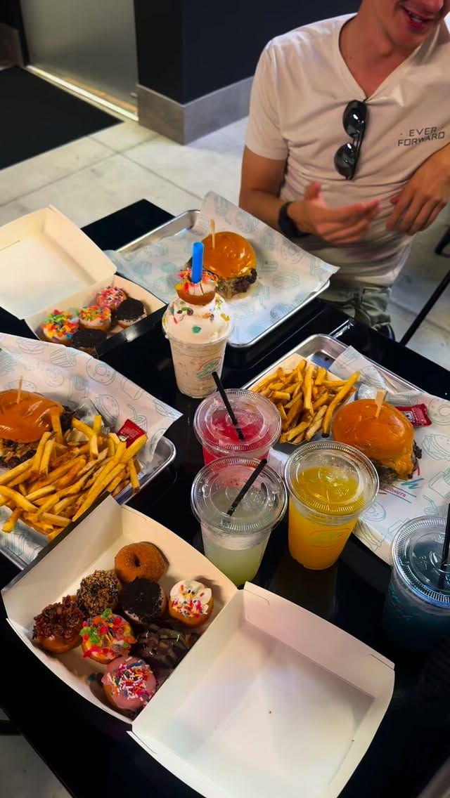 Jacksonville's Best Late-Night Eateries