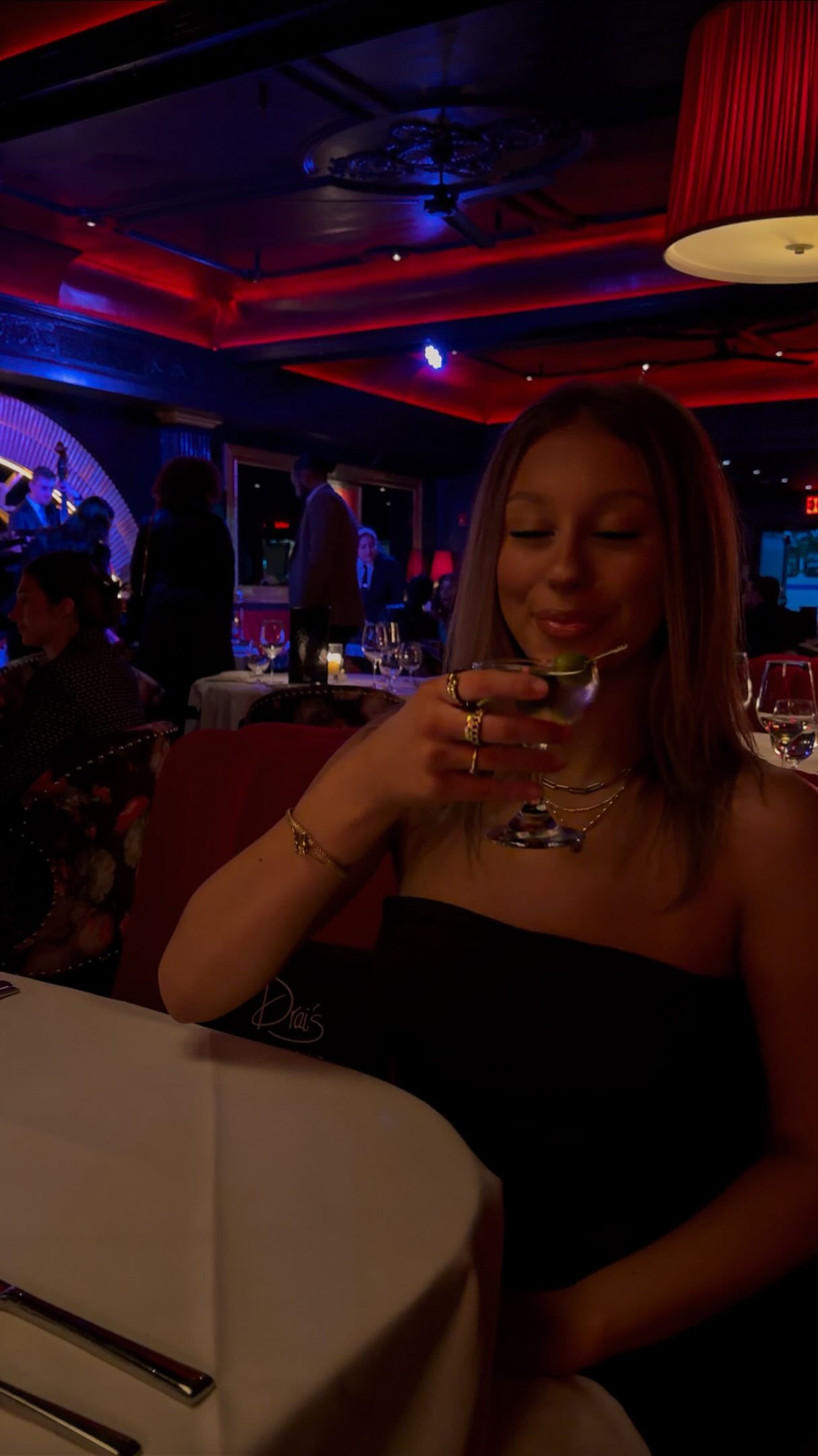 Drai's Supper Club: New York's Jazz and Caviar Spot