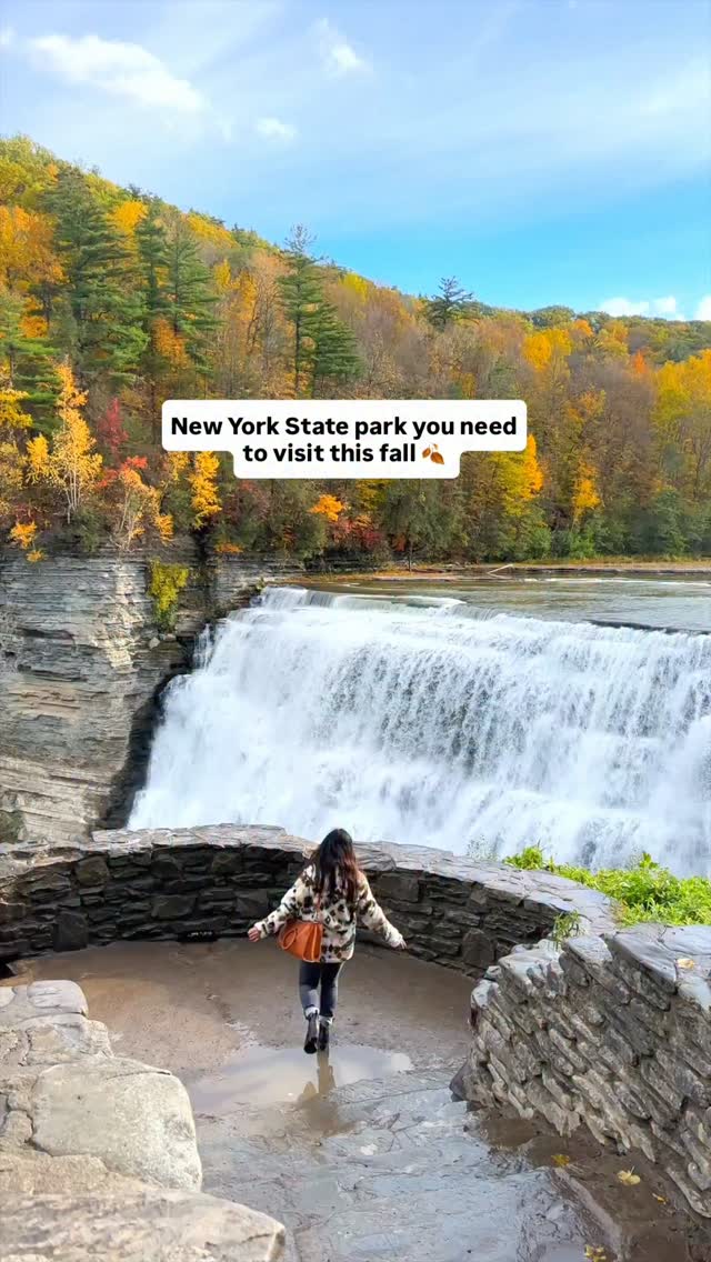 New York's Letchworth State Park In Fall