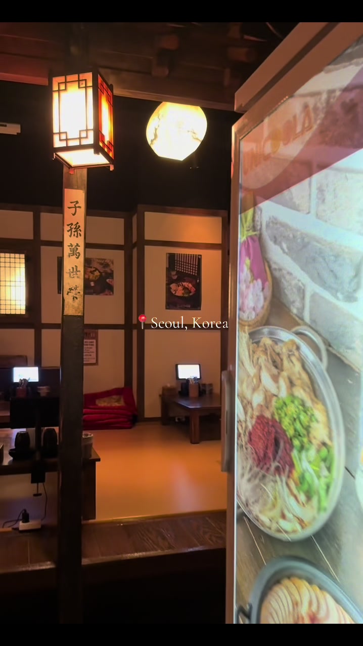 Hongdae Joseon Dynasty Themed Restaurant And Bar