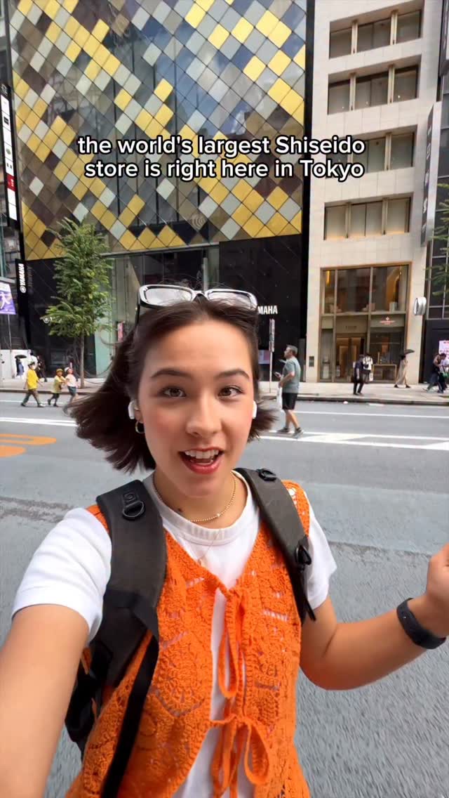 Ginza's Largest Shiseido Store Offers Customization