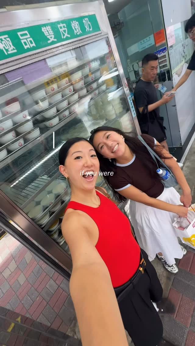 Hong Kong's Culture, Shopping, and Culinary Delights