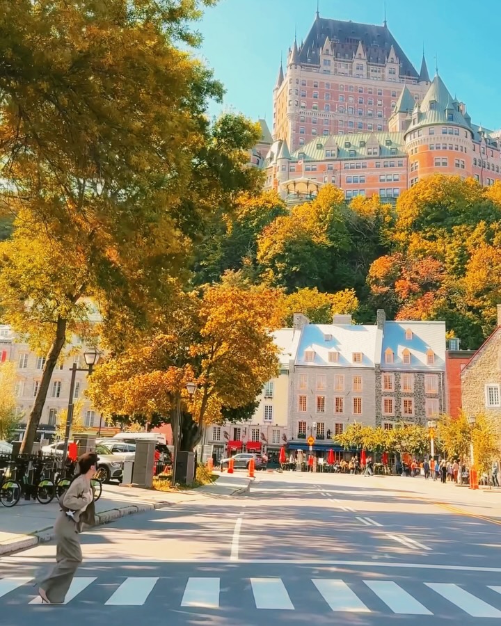 Quebec's European Charm and Fall Foliage Attractions