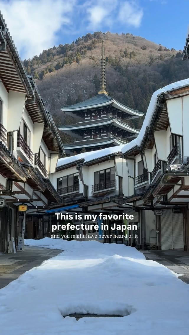 Fukui Prefecture's Temples, Castles, and Natural Wonders