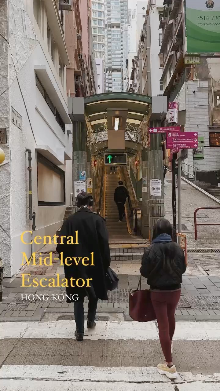 Hong Kong Escalator Features Cafes And Dessert Spot