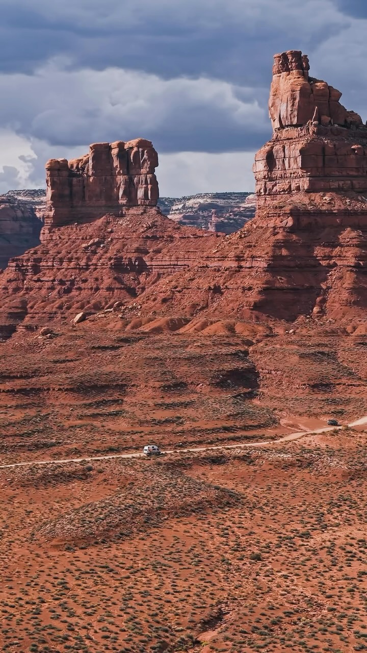 Southern Utah's Red Rock Formations and Scenic Drives