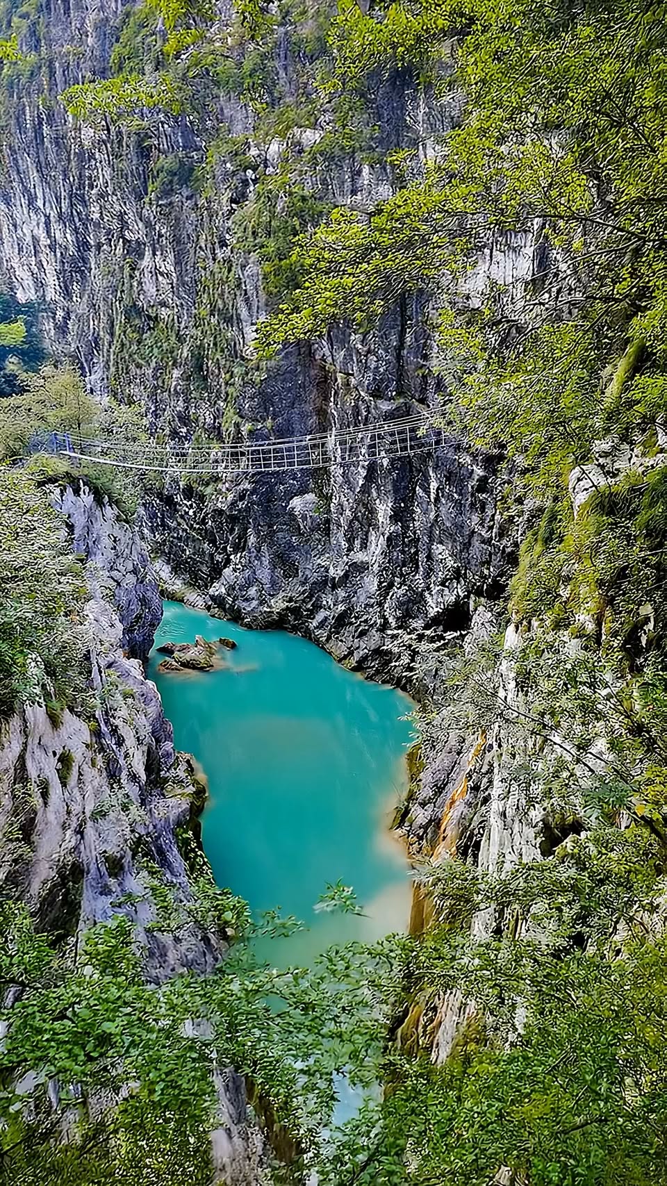 Forra del Cellina: Italy's Dramatic Canyon Gem