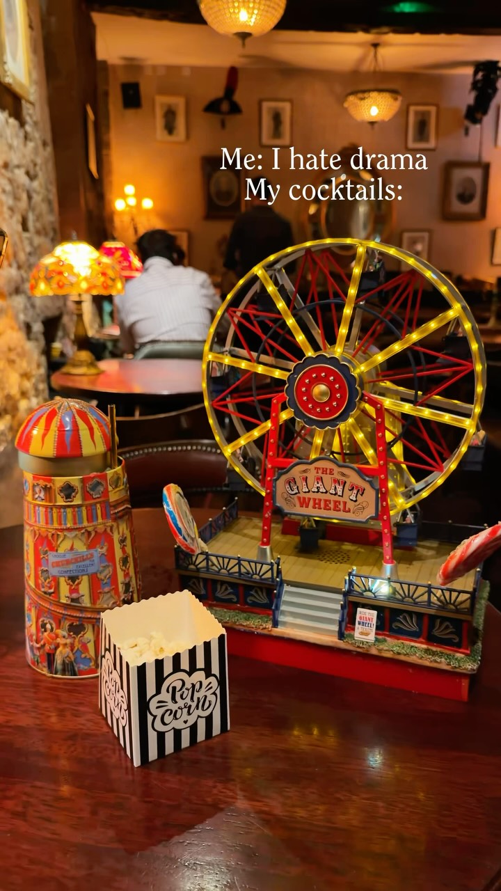 Incognito Serves Theatrical Cocktails