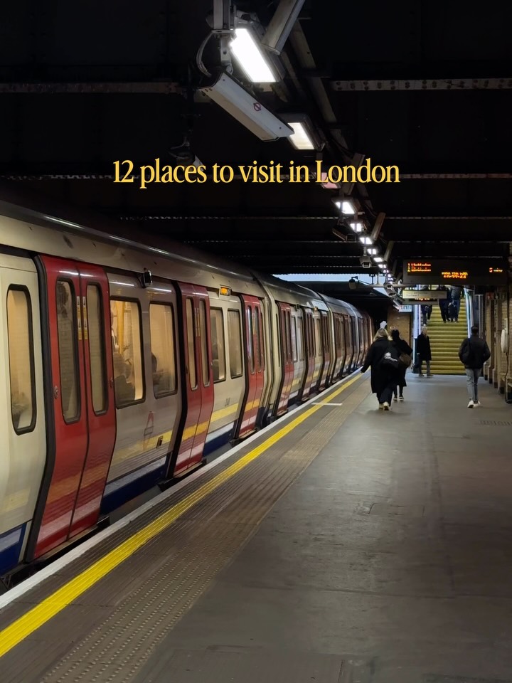 London Landmarks Along The River Thames