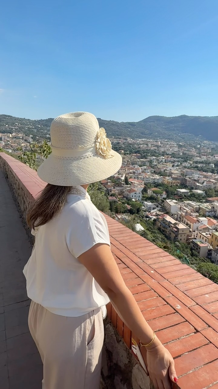 Iconic Roman Landmarks and Positano Views