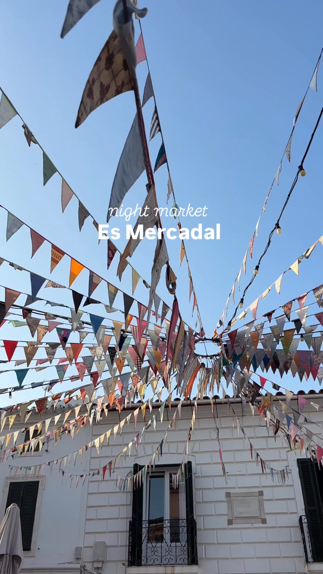 Es Mercadal Night Market's Vibrant Thursday Evenings