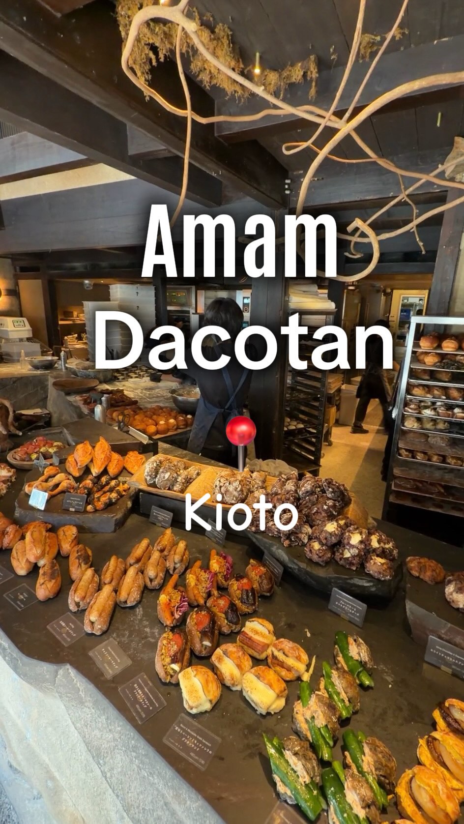 Kyoto Bakery Offers Delicious Breads and Sweets
