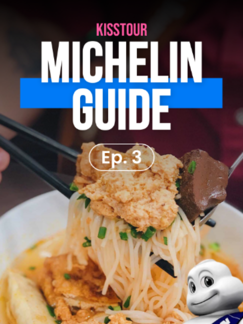 Michelin-Recognized Crab Noodle Soup Stall
