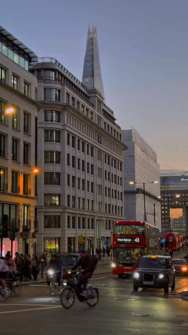 London Tourist Mistakes and Savvy Travel Tips
