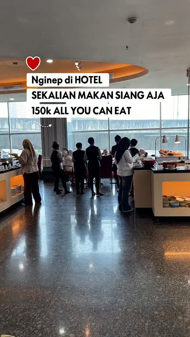 Jakarta Hotel Buffet and Dining Options