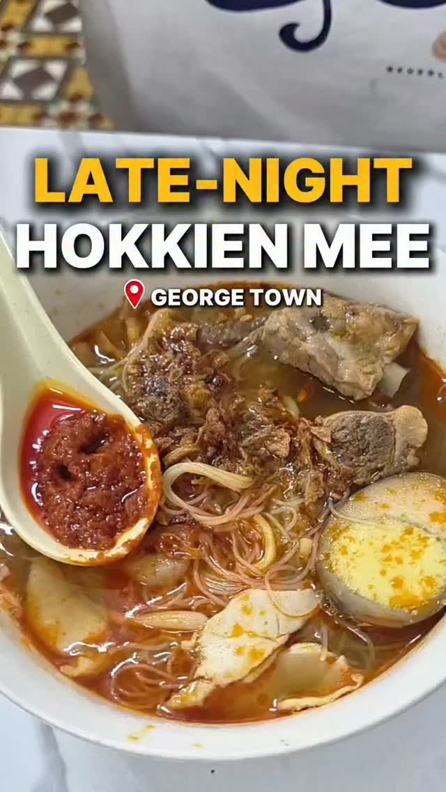 Late-Night Hokkien Mee Stall in Penang
