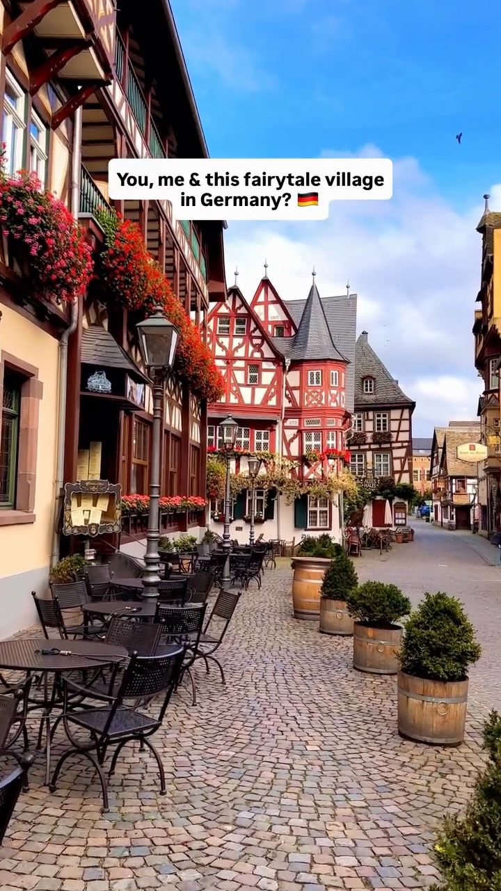 Fairytale Rhine Valley Villages and Castles