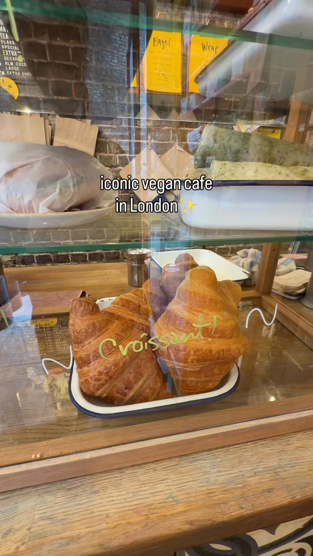 London Vegan Cafes: Fields Beneath