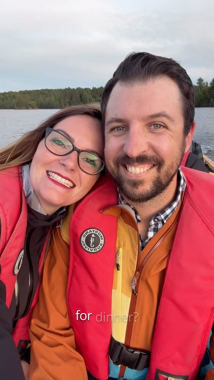 Algonquin Park: A Lakeside Dining Adventure