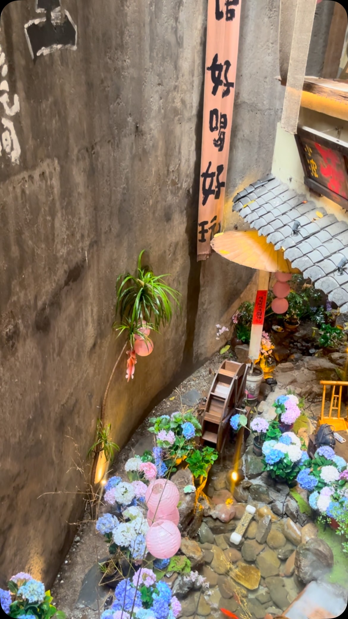 Ruoshui Coffee: Chongqing's Pretty, Low-Sugar Cafe