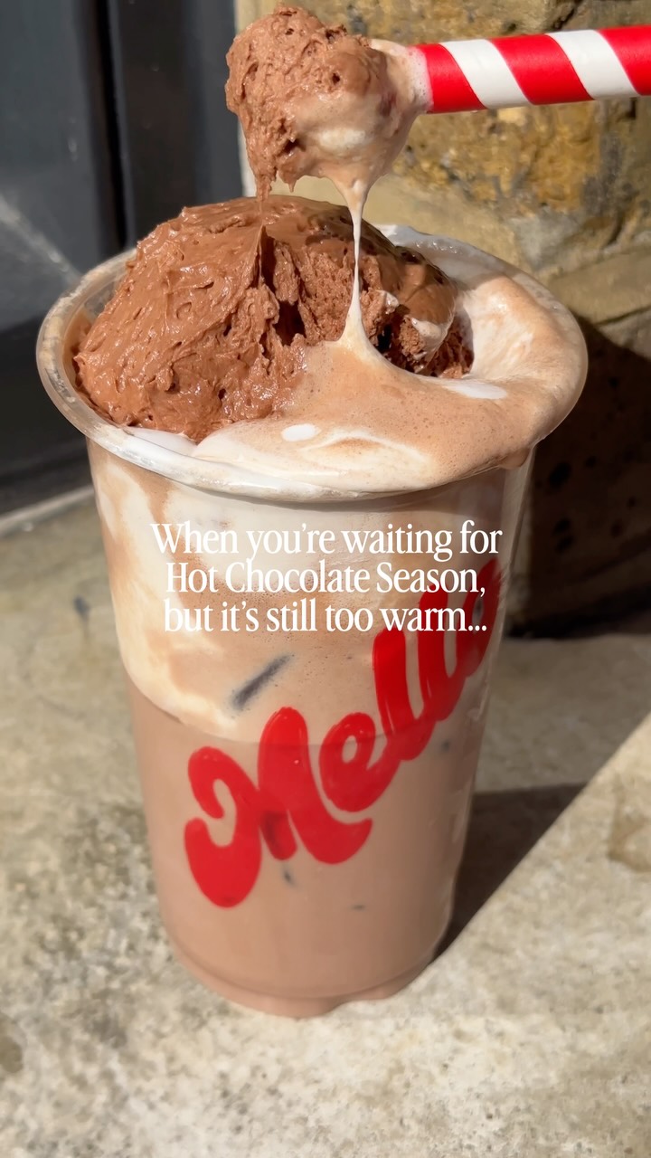 Dessert Spots Featuring Chocolate and Torched Marshmallow