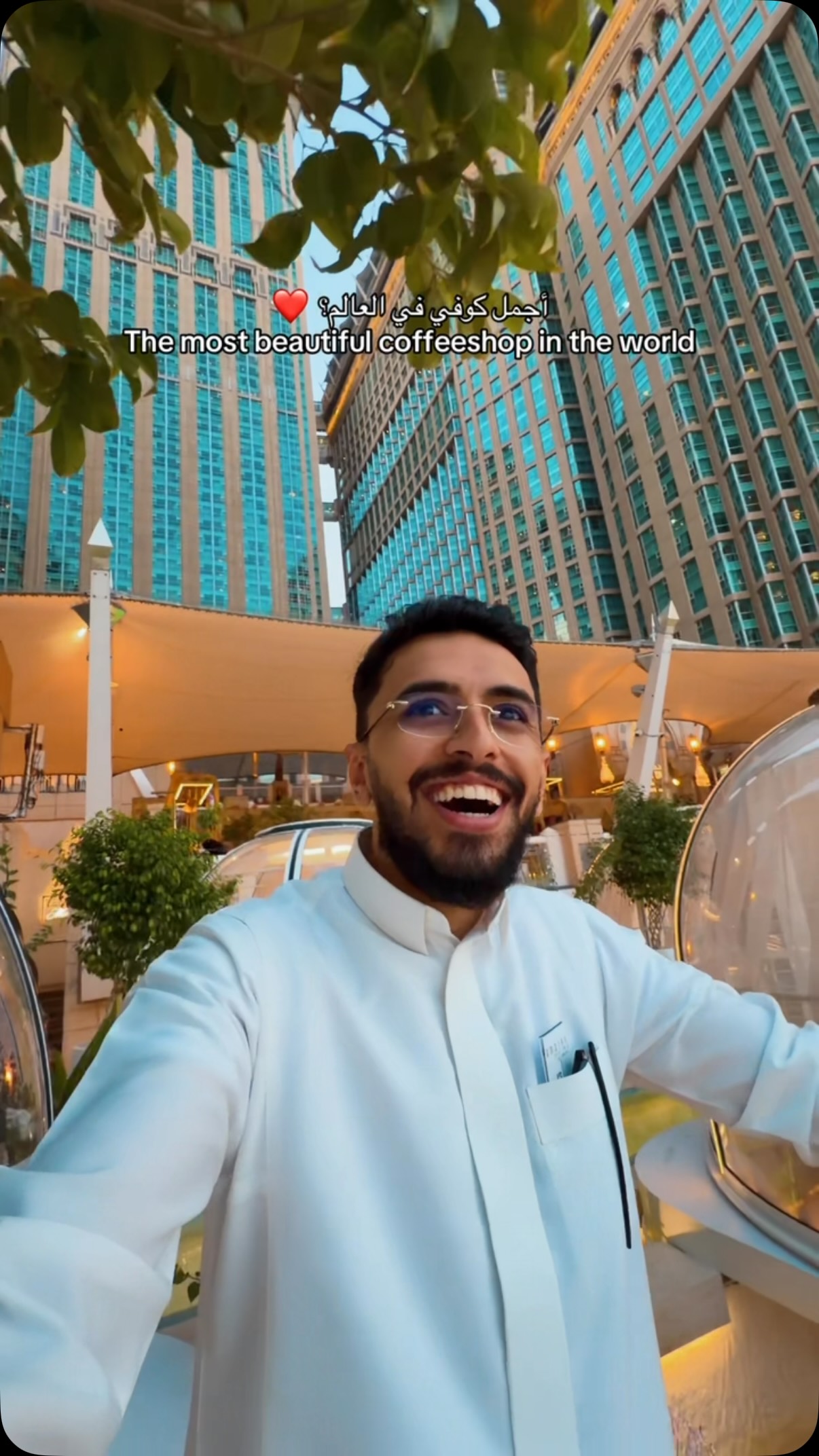 Coffee Shop with Grand Mosque Views