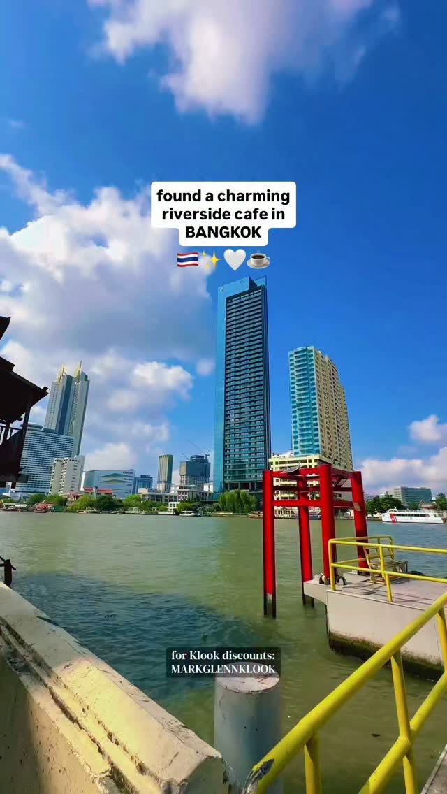 Bangkok Riverside Cafes Offer Cool Retreats