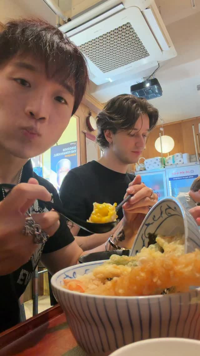 Seongsu Udon Restaurant Offers Tablet Ordering And Tempura