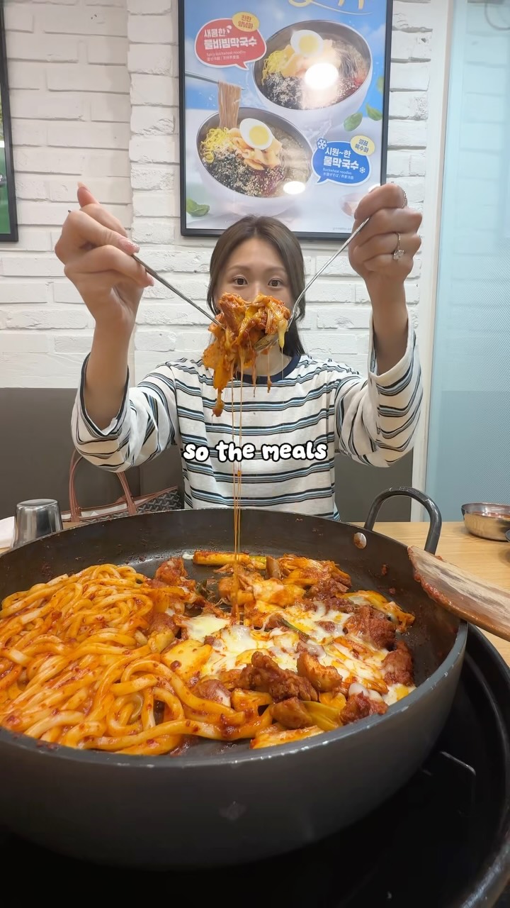 Korean Restaurant Offers Affordable Solo Dining Options