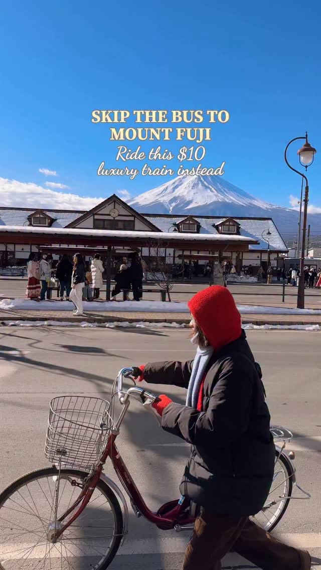 Fujisan View Express Train to Mount Fuji Attractions