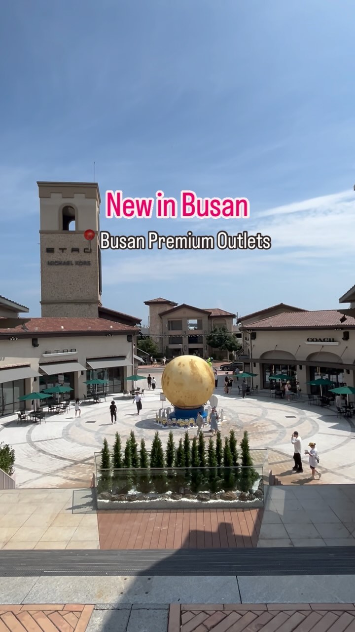 Busan Premium Outlets Reopens After Renovation