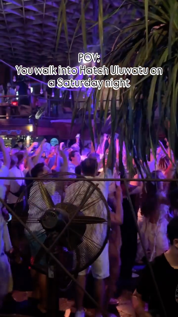 Hatch Uluwatu's Contagious Crowd and Energetic Vibes