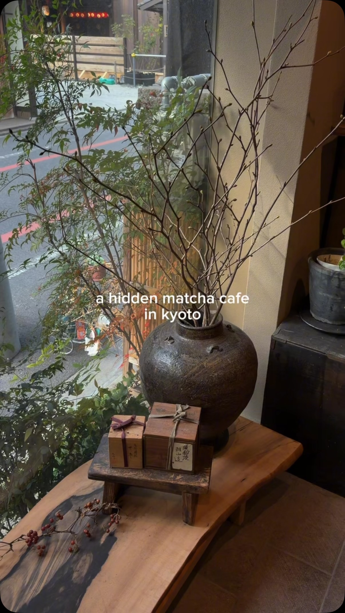 Kyoto Machiya Offers Tranquil Matcha Experience