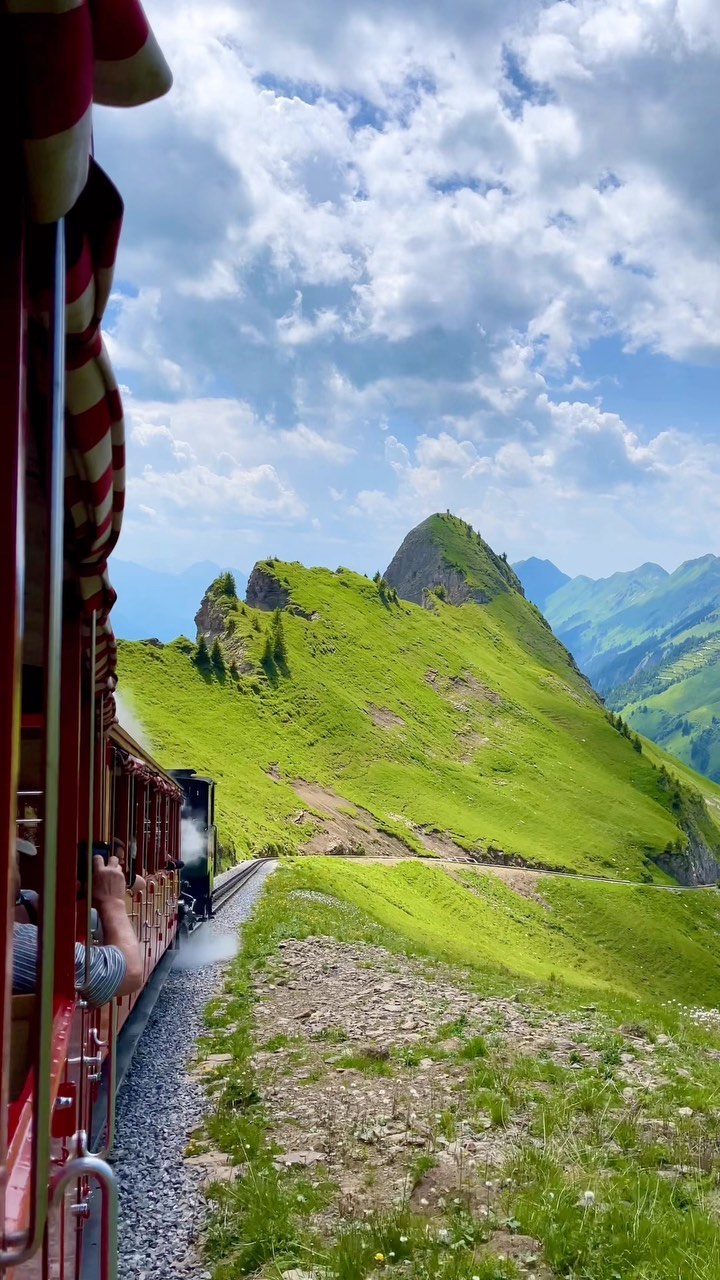Swiss Villages: Brienz and Lungern Summer Beauty