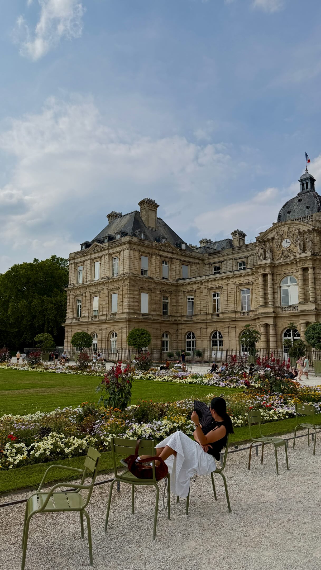 France's Iconic Landmarks Captured with Ease
