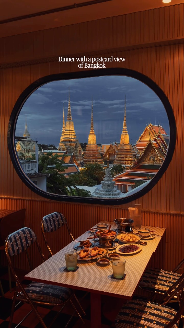 Bangkok Rooftop Dining with Wat Pho Views