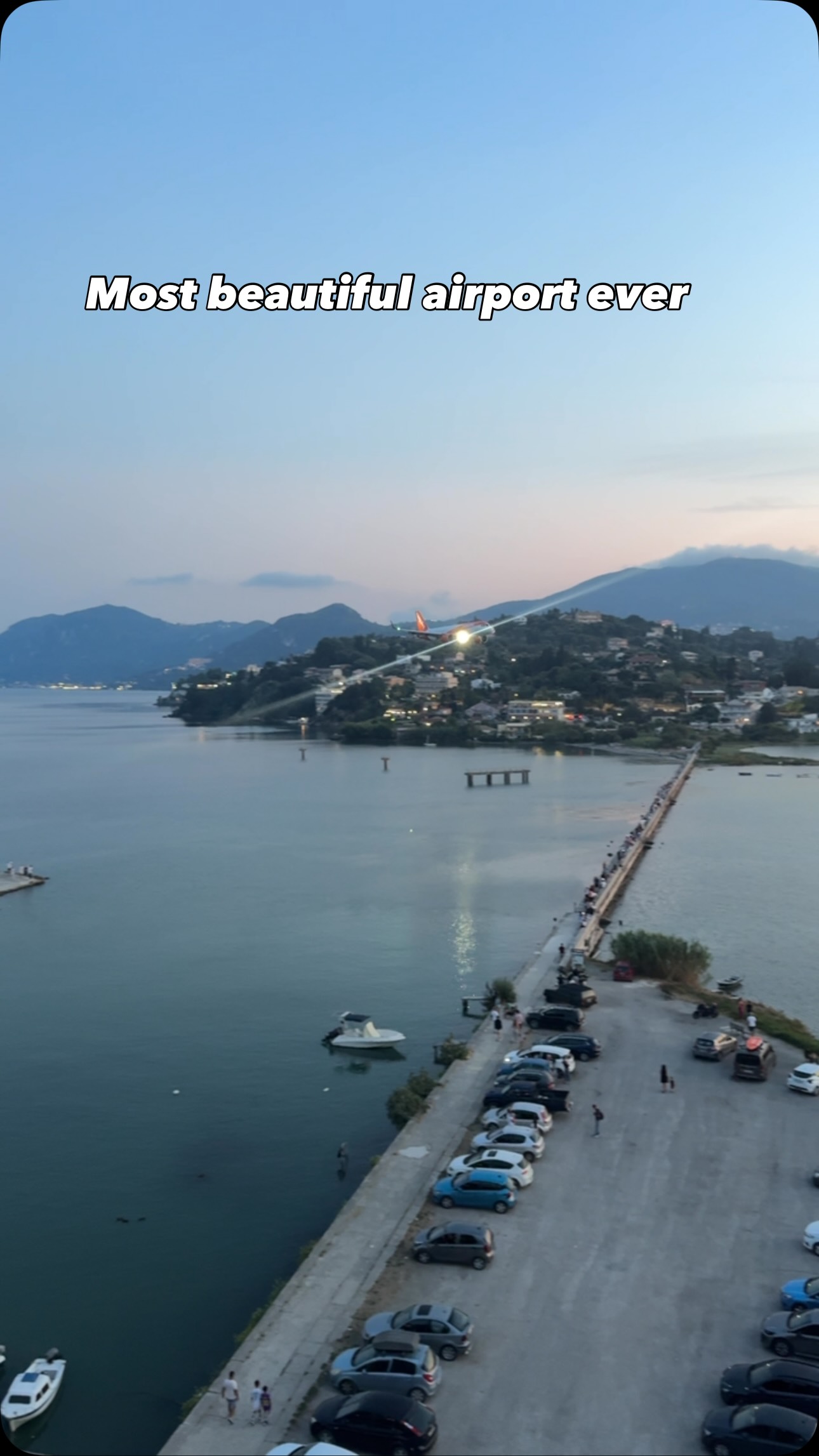 Airport Runway Views and Scenic Dining