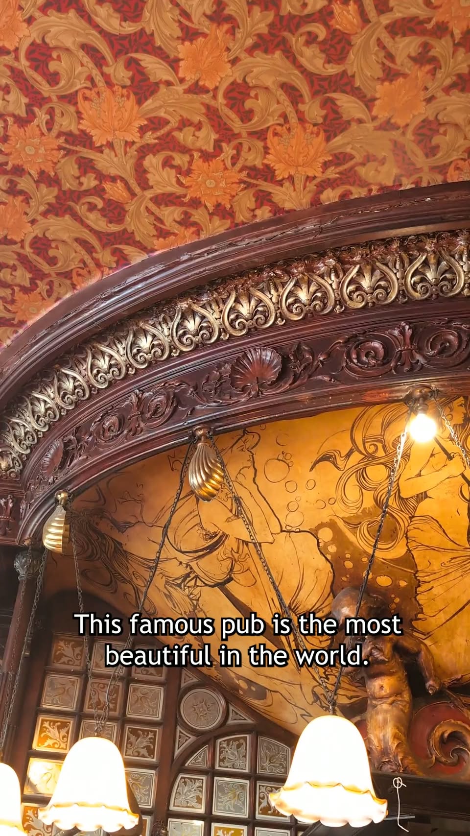 London's Most Beautiful Pub And Little Venice