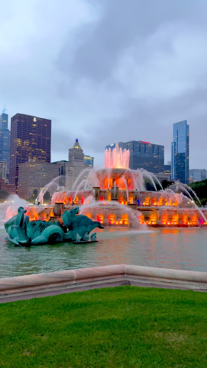 Buckingham Fountain's Iconic Beauty