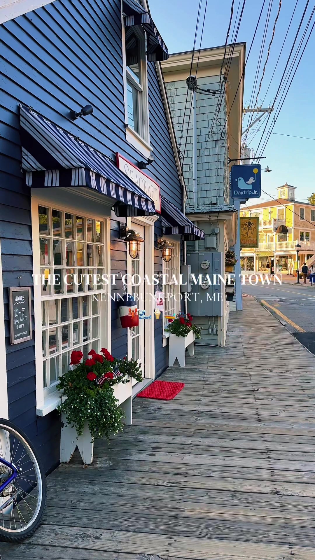 Charming Maine Coastal Town Vibes