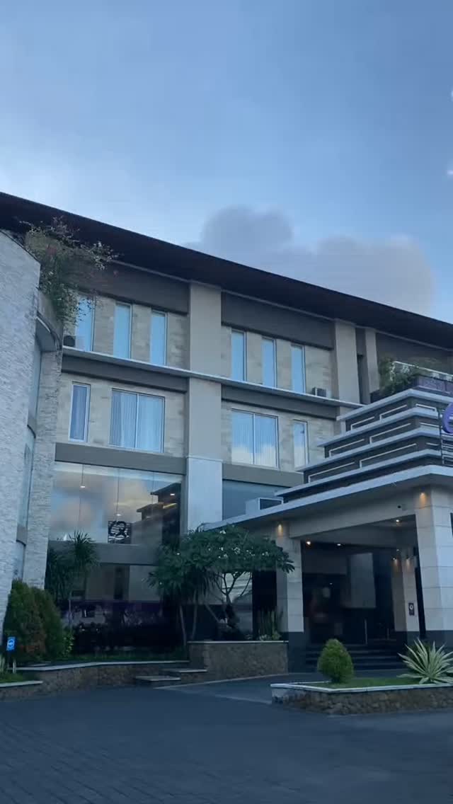 Bali's Budget-Friendly Hotel And Theme Park