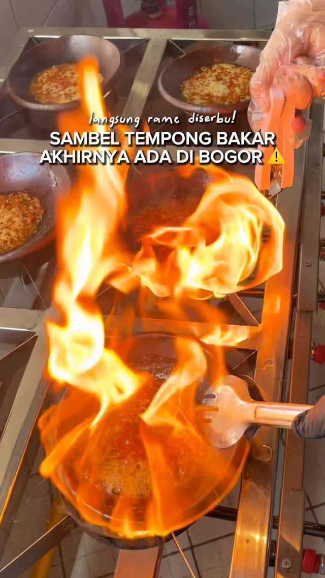 Warung Sambal Samuda Features Grilled Chili Sauce