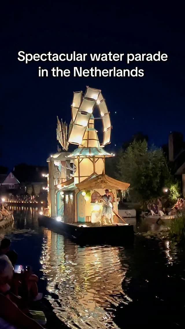 Summer Boat Parades In Dutch Villages