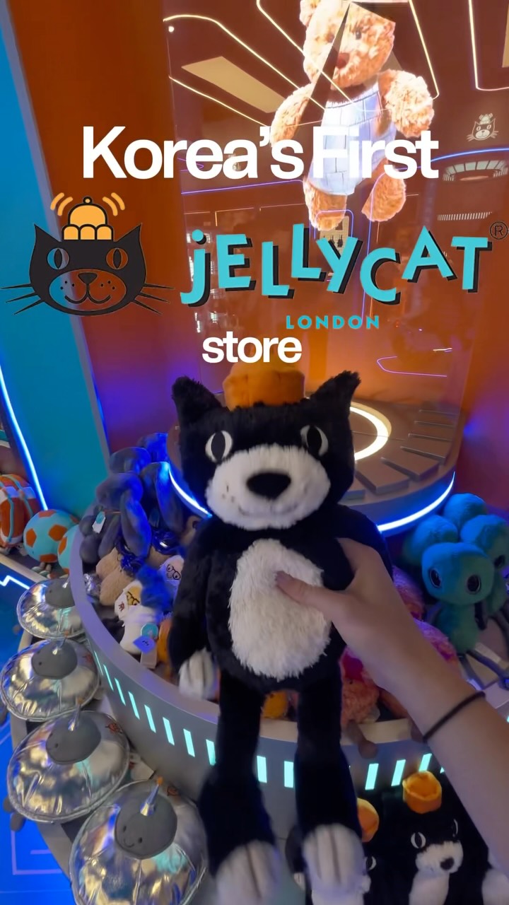 Jellycat's First Korean Store Opens At The Hyundai Seoul