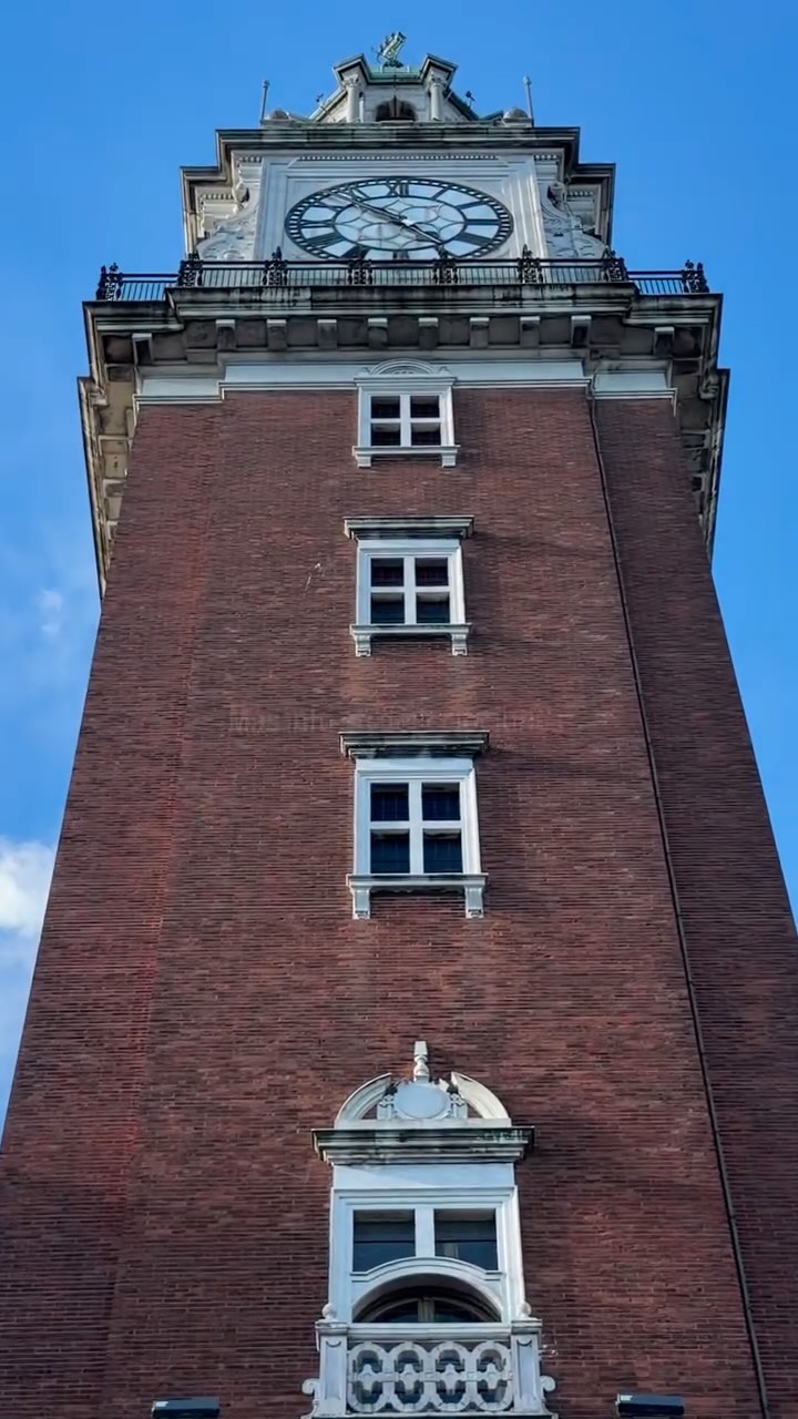 Retiro Views: Monumental Tower and Surrounding Landmarks
