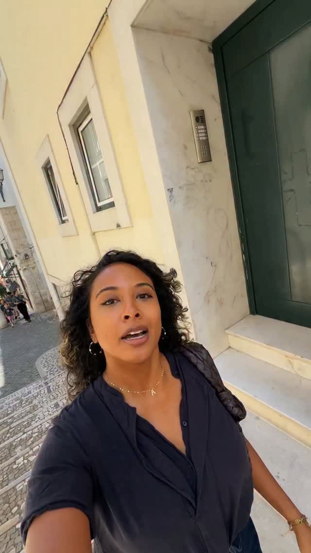 Lisbon Coffee Shops Feature Pastel De Nata Latte