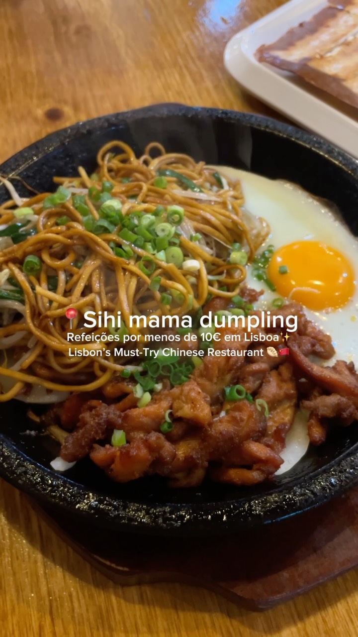 Sihi Mama Dumpling's Affordable Chinese Fare