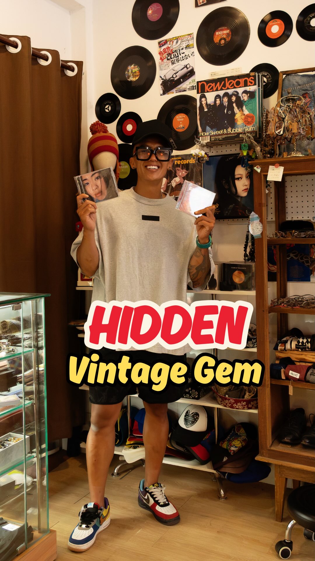 Vintage Clothing and Accessories for Unique Finds