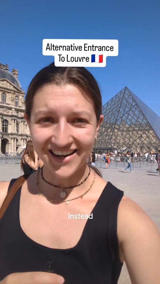 Louvre Museum: Secret Entrance Guide