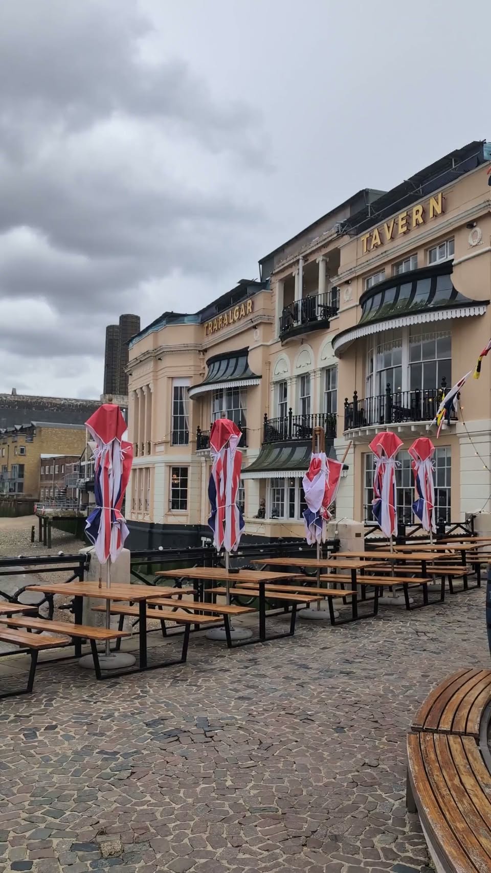 Trafalgar Tavern: Victorian Gem on the Thames